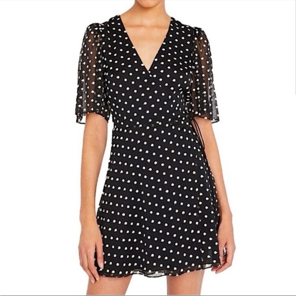 Alice & Olivia Sandra Black Daisy Embroidered Wrap Dress Womens Size‎ 0